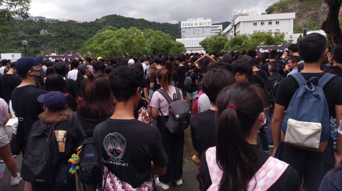 StaceyTsang's tweet photo. I am glad to be a Postgrad student in CUHK. #LiberateHongKong #RevolutionOfTime https://t.co/eovH3jL5YB