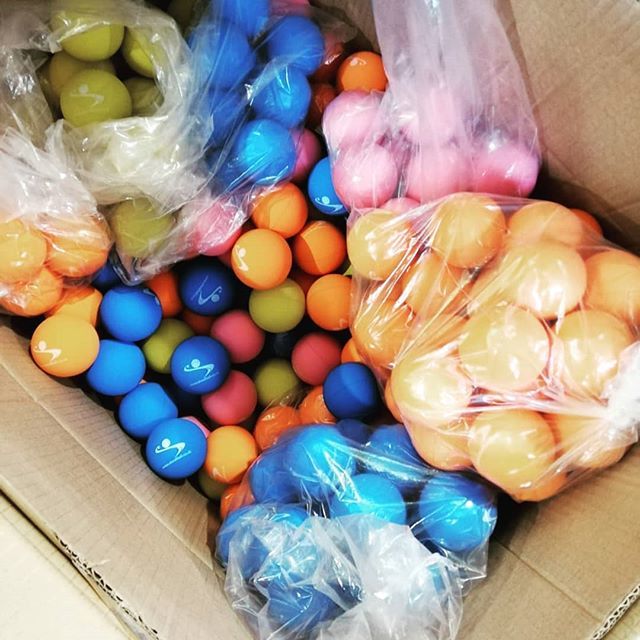 ukwallball's tweet photo. Just a small delivery today.. Who wants some!
.
.
.
#wallball #ukwallball #anywall #anyball #anytime #delivery #newballs #colours #fun #sports #inclusive https://t.co/pvLPNr44dz https://t.co/UHmzvQfOU3