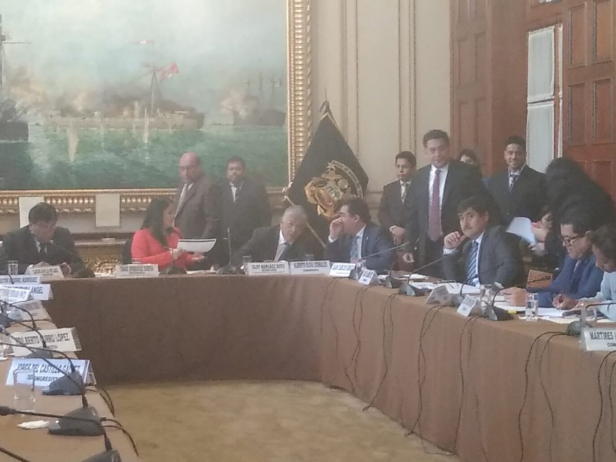 aguilarcarlos7's tweet image. #LOÚLTIMO Comisión de Educación que preside fujimorista Tamar Arimborgo aprobó crear una comisión para investigar la Sunedu.
Vía @larepublica_pe