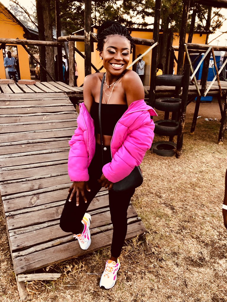 Sandrashongwe's tweet photo. 💧 https://t.co/keVCQRRkfk