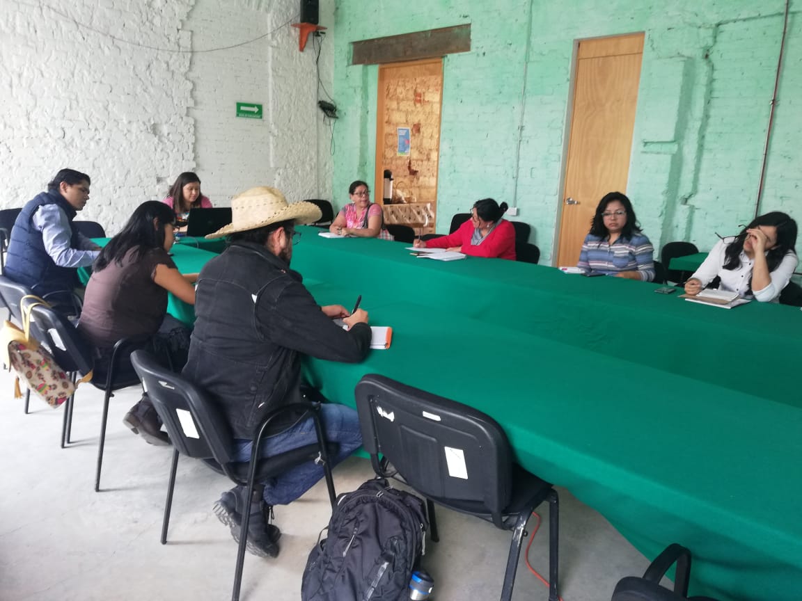 PDHCDMX's tweet photo. En nuestra sala Ramona tiene lugar la 6ª #ReuniónDeTrabajo del #EspacioDeParticipación de los Derechos de las Personas Migrantes y Sujetas de Protección Internacional 👨‍👨‍👧👩‍👦👪🛂 #PDHCDMX #CiudadDeDerechos https://t.co/BcSuHMmD1Z