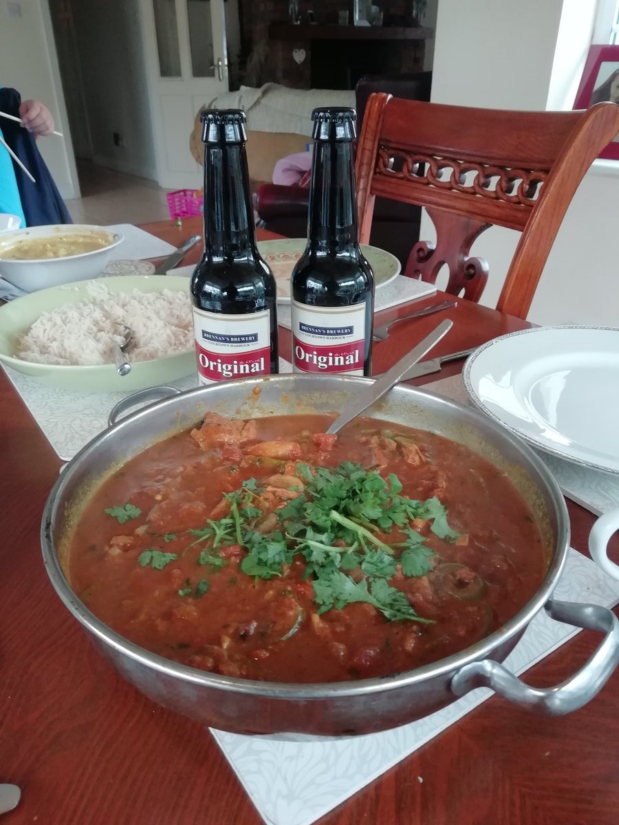 BrennansBrewery's tweet photo. Nothing like a Brennan's Original with a Chicken Balti, #KeepingitSmooth https://t.co/OoSaUpbXIo