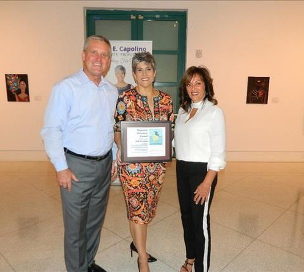 Path 2 Freedom was honored as a Diamond Volunteer award winner at a cocktail reception held February 21 at Naples Art Association in downtown Naples! buff.ly/2IHHbkD⠀
.⠀
.⠀
#KellyCapolino #DiamondVolunteer #Path2Freedom #PathToFreedom #NaplesArt #NaplesArtAssociation…