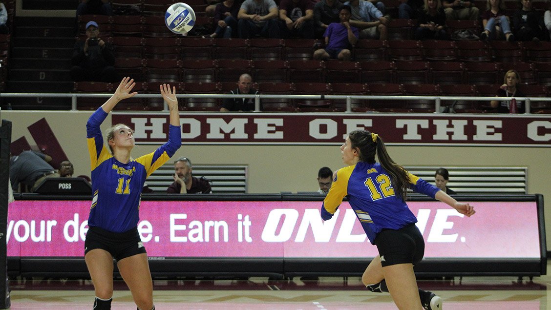 OVCSports's tweet photo. OVC Setter of the Week - @MSUEaglesVB Chandler Clark - 86 assists; 10.75 assists per set; 12 digs; Helped the team hig .233 for the week https://t.co/xzuRBlVSd6