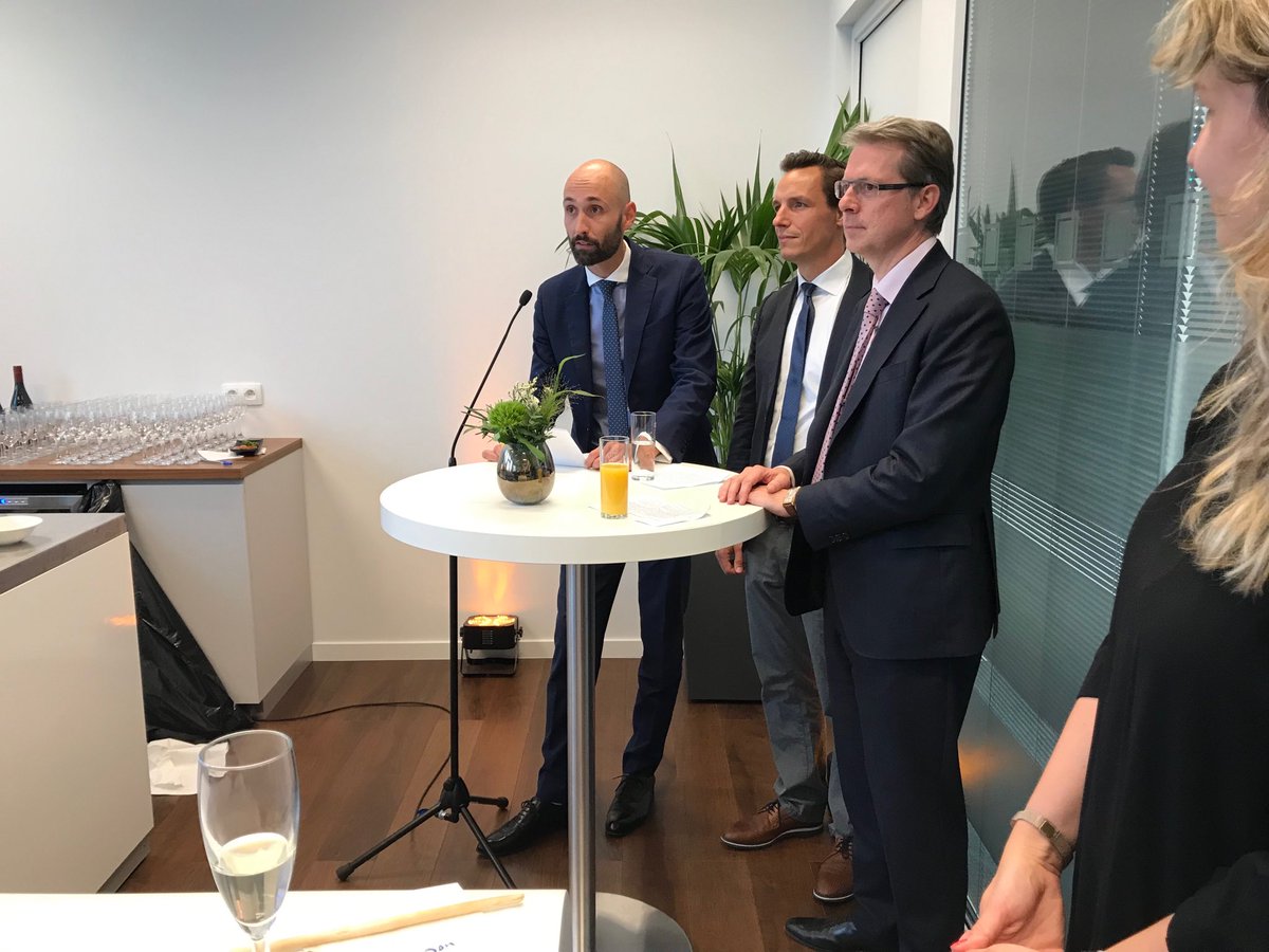 Our colleague #NielsBrab kicking off the official opening of our ⁦<a href="/DeutscheBoerse/">Deutsche Börse Group</a>⁩ ⁦⁦<a href="/eexgroup/">EEX Group</a>⁩ ⁦<a href="/EPEXSPOT_SE/">EPEX SPOT SE</a>⁩ #Brussels office. Great crowd and meaningful networking on rooftop of Brussels !