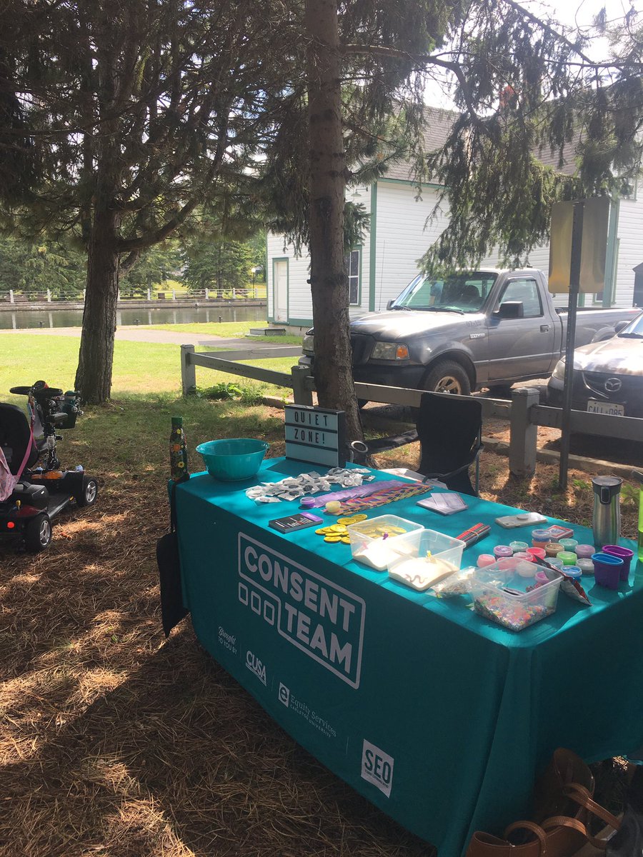 Baileymariereid's tweet photo. The @CUSASC and #AbleTo team have teamed up for #CanalGames today and we’re giving out self care kits to welcome our new @Carleton_U #CURavens! https://t.co/3PL16HLGkD