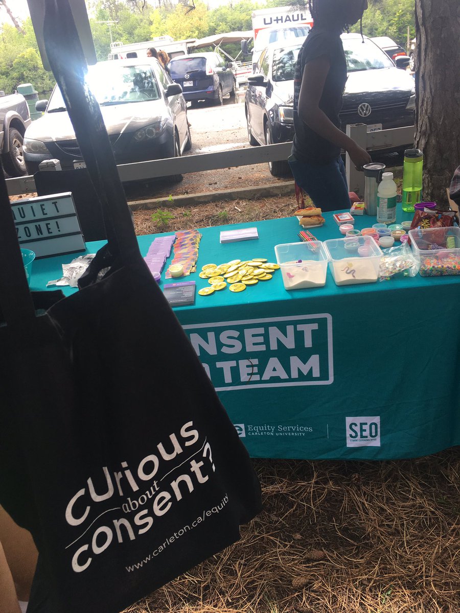 Baileymariereid's tweet photo. The @CUSASC and #AbleTo team have teamed up for #CanalGames today and we’re giving out self care kits to welcome our new @Carleton_U #CURavens! https://t.co/3PL16HLGkD