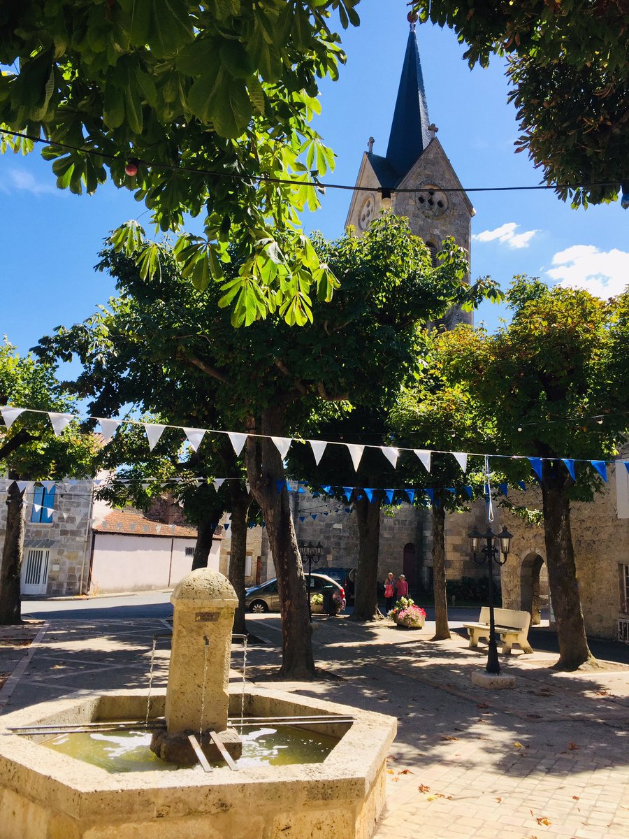 GiteWest's tweet photo. One of our favourite #cycling tours today. 82k and 1000m of climb with fabulous scenery.
#cyclingholidays #cyclinglove #cyclinglife https://t.co/mgy9EBcpyS