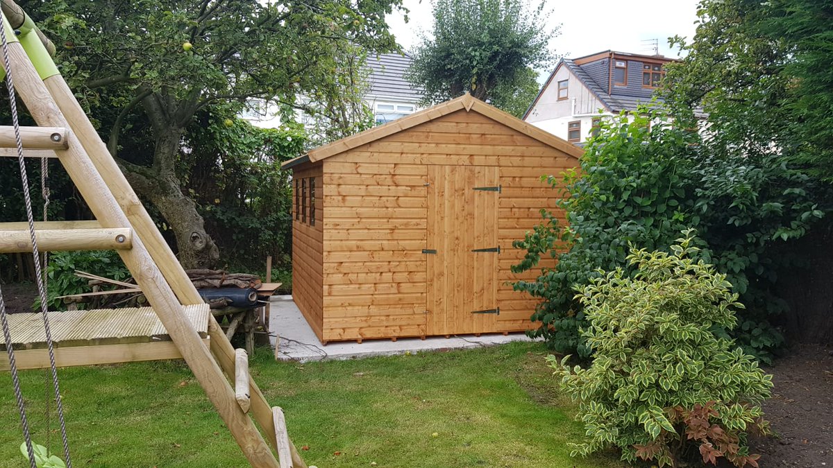 nikki4032's tweet image. Most women get excited with #prada or #Gucci .Today I got a new Shed ,only 7yrs in the making. Now to get rid of the old #ratinfested #shedfullofshit I think a hazmac maybe involved