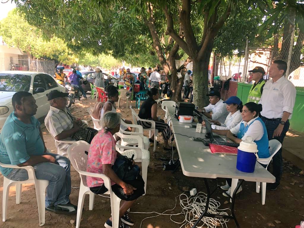 Emdupar S A E S P On Twitter Hoy Desde El Barrio La Nevada Llegamos A Todos Los Rincones De Valledupar Para Orientar A Los Ciudadanos A Pagar Su Deuda Con Emduparesp Emduparalbarrio Josemgutierrezb Https T Co Jzkh3ibaap