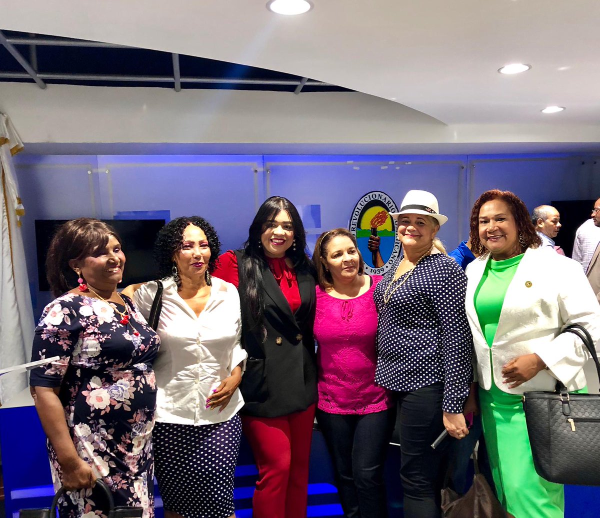 fedyregidor's tweet photo. Mujeres al poder!!! https://t.co/wBvosQmZTN