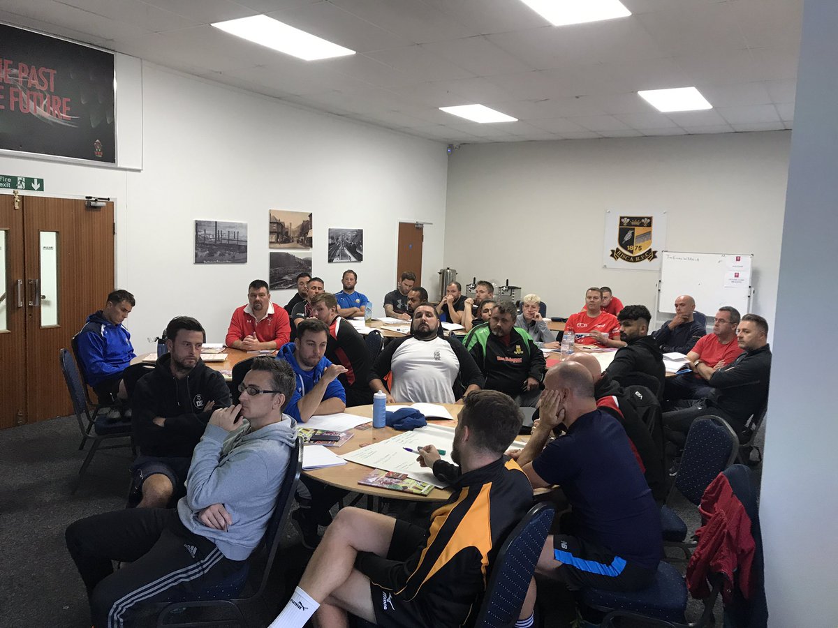 Christo11590925's tweet photo. Rugby: level 1 coaching course day 1 is up and running. @RiscaRFC @NigelRobertWay1 @DRA_Community @WRU_Community #coachingStyles #effectiveCoaching https://t.co/H5szcDuPbs