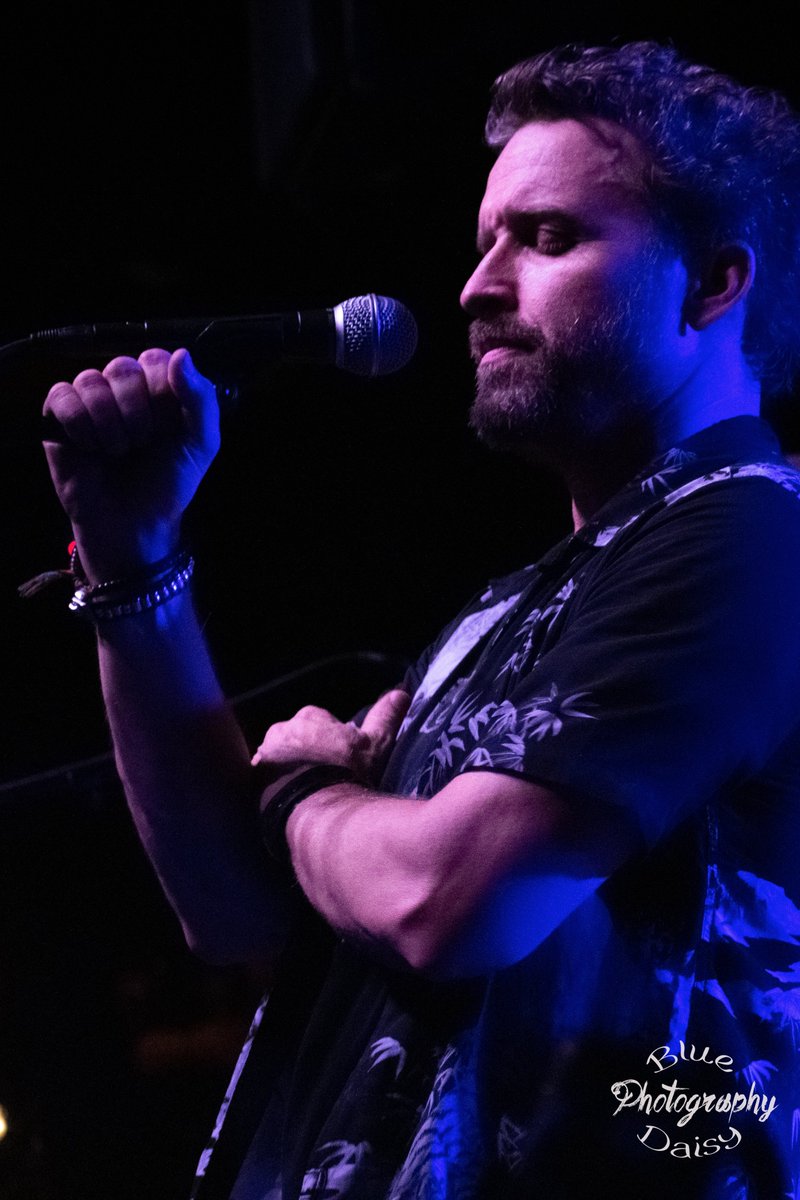 Blue_DaisyPhoto's tweet photo. Louden Swain at The North Door in Austin #SPNFamily #AustinSwain #SwainAustin @LoudenSwain1 @RobBenedict https://t.co/gmMj5hA8Pk