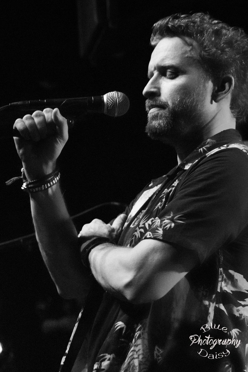 Blue_DaisyPhoto's tweet photo. Louden Swain at The North Door in Austin #SPNFamily #AustinSwain #SwainAustin @LoudenSwain1 @RobBenedict https://t.co/gmMj5hA8Pk