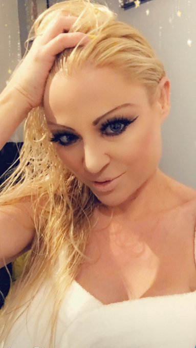 Fresh out of the shower.... Getting ready for my naughty show on @Babex_TV @BabestationCams @RampantTV<a href="/tag/adultwork"class="tags"><span>#adultwork</span></a><a href="/tag/directchat"class="tags"><span>#directchat</span></a>