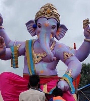 MumbaiChaRaja (@mumbaicharaja) on Twitter photo Ganpati Bappa Morya
Chembur Cha Mahaganpati
#mumbaicharaja
#mumbaicharaja2019
<a href="/mumbaicharaja/">MumbaiChaRaja</a>.r
@xbsmighty ift.tt/2zLMmZy Ganpati Bappa Morya
Chembur Cha Mahaganpati
#mumbaicharaja
#mumbaicharaja2019
<a href="/mumbaicharaja/">MumbaiChaRaja</a>.r
@xbsmighty ift.tt/2zLMmZy