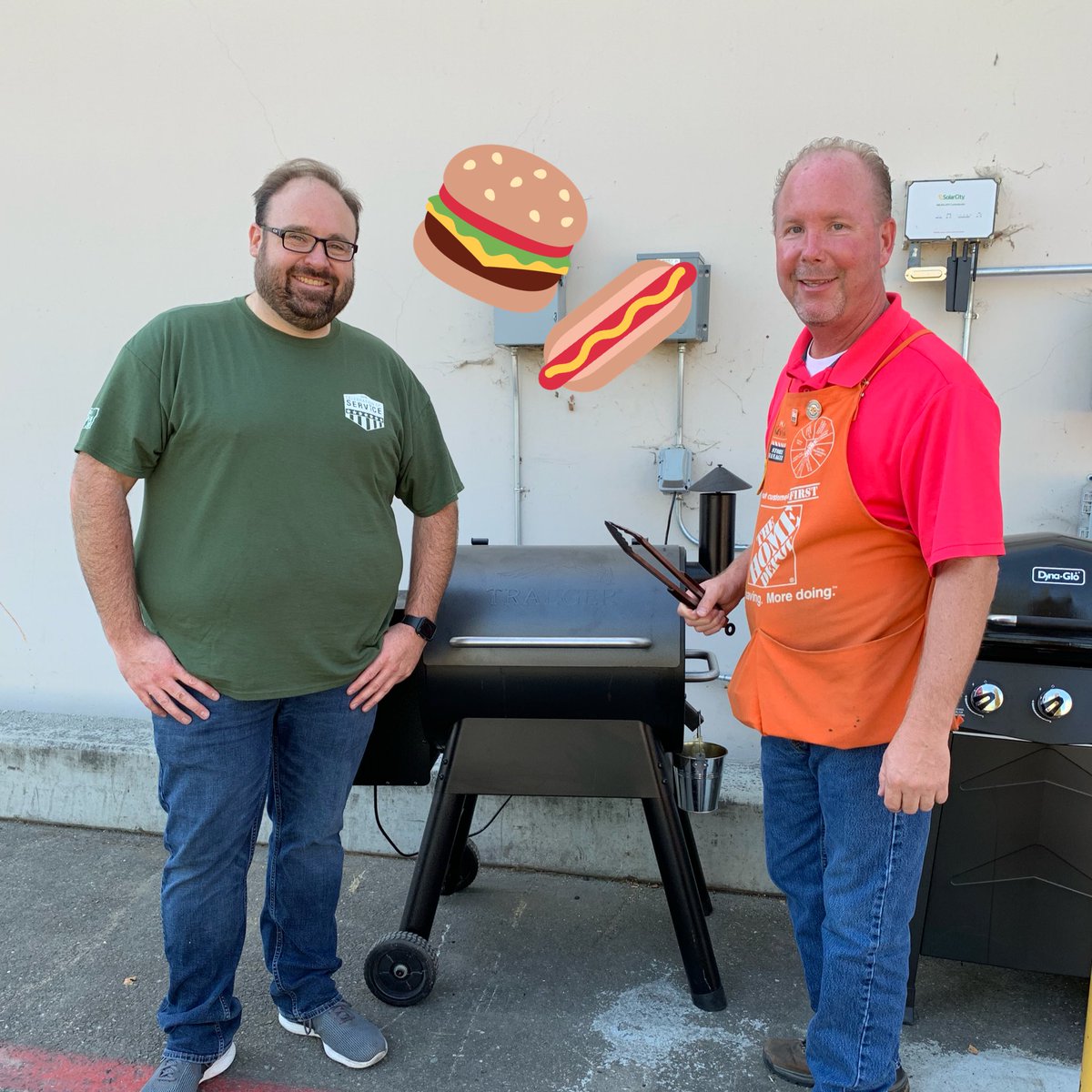 VOA1003's tweet photo. 1003 leadership firing up the Traeger for the Crew! #1003theview #takingcareofourpeople #pacnorthproud #weareD20 https://t.co/R3skJ79N87