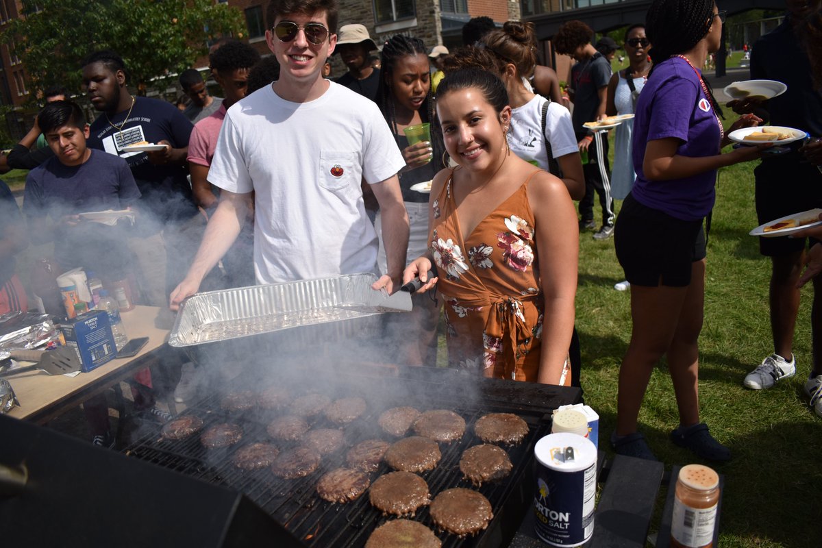 CornellSHPE's tweet photo. Our first collab this year, for the URMCxSHPExNSBE Welcome Back BBQ. Hope everyone had fun, enjoyed the weather, and got to try some of our 🔥 grilling!! https://t.co/vBOBLif3h1