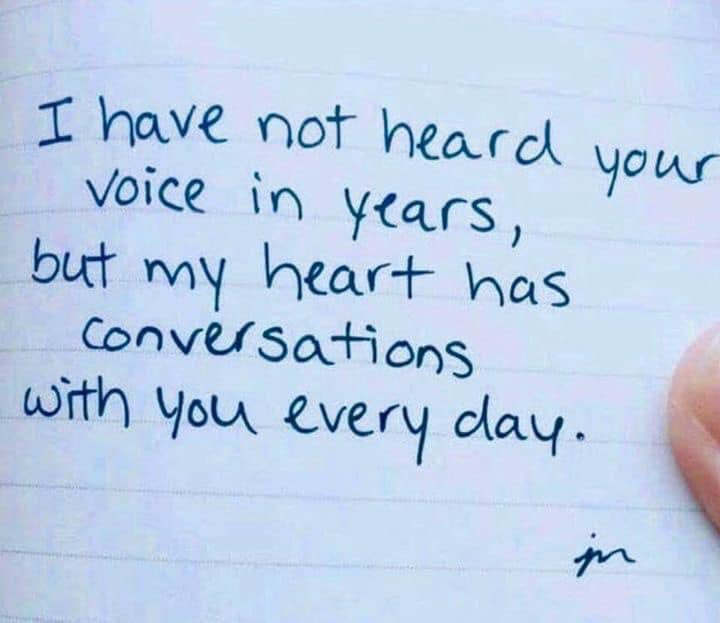 CathyStandish's tweet photo. Why do tone deaf hashtags hurt? 

Adding up the years since my husbands’s  #ALS diagnosis and passing ...he hasn’t #voicedhislove in 5 years.

I will never hear him again.

But my ❤️ hears him.  Always.

#ChallengeMe #MondayMood #EndALS #nowhiteflags #Iwontbackdown #whyIfight ✌🏻 https://t.co/ykaVuMb3zN