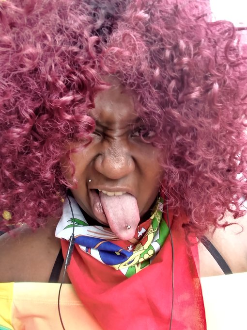 Omw to di parkway. Ready to party https://t.co/AKZPltUJY7