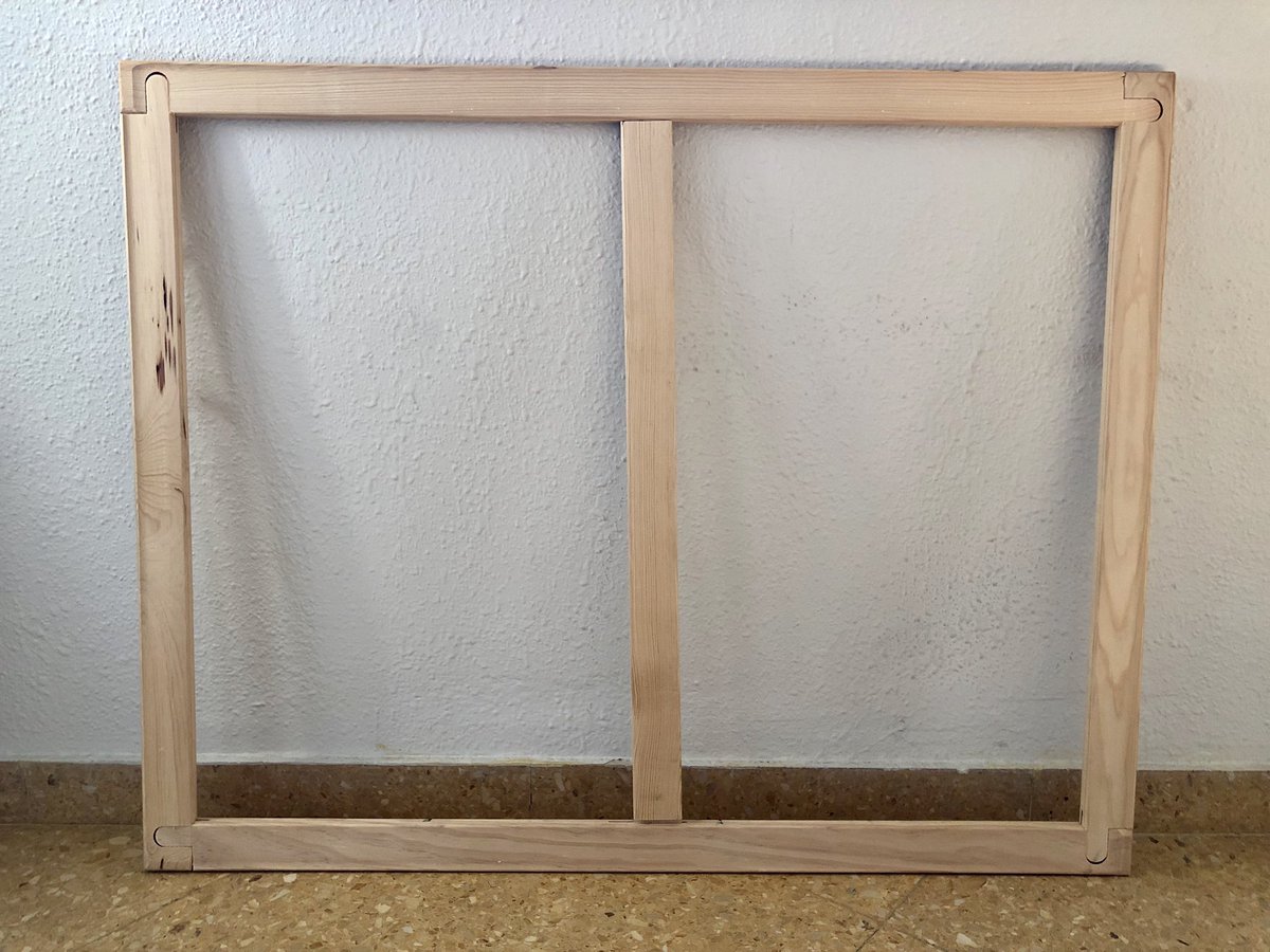 vaaleyui_'s tweet photo. Hola! Vengo a comentar que vendo cositas de Bellas Artes que ya no me hacen falta; un Kit de Imprimación, un bastidor de 92x73 y un carro plegable. MD para consultar los precios! Estoy por Valencia-Alicante. 
Porfa la magia de twitter haga su efecto y difundan!! https://t.co/I1dgNfyqsA