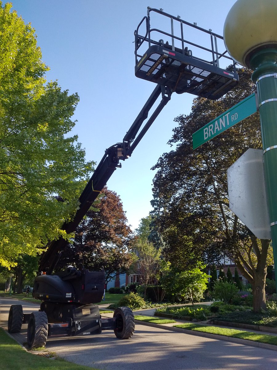 DevonMHogue's tweet photo. A West #Galt neighbourhood saw an influx of classic rides for an upcoming @Netflix_CA limited series. Car buffs from all over #cbridge rejoiced! #MadeForFilm https://t.co/9mxFdnCB4m