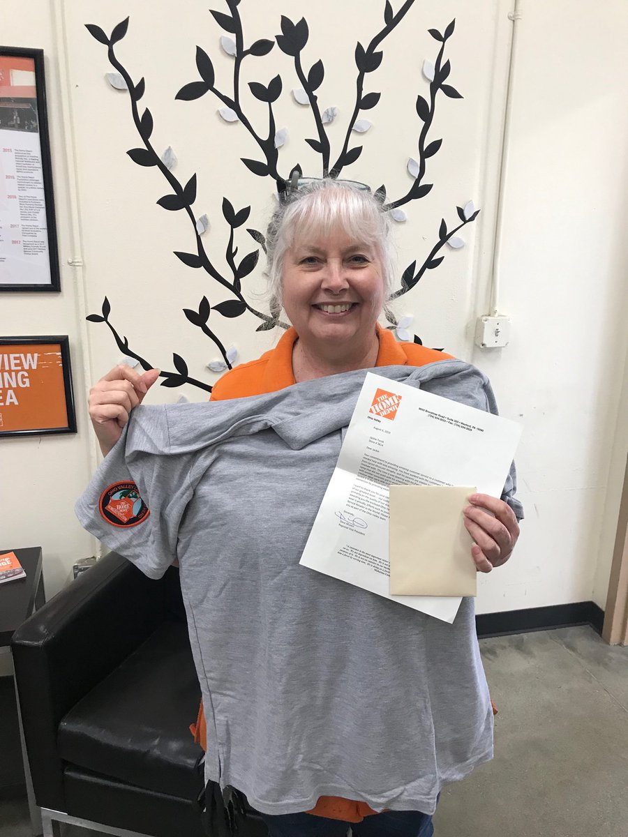 Barry Thompson (@bt1hunter) on Twitter photo Amazing job to Jackie for receiving a OV Legendary Hero award and shirt!!! Thanks for making connections in our community Jackie!! <a href="/Paul_Haitsch/">Paul Haitsch</a> <a href="/geraldrmullins/">Gerald Mullins</a> Amazing job to Jackie for receiving a OV Legendary Hero award and shirt!!! Thanks for making connections in our community Jackie!! <a href="/Paul_Haitsch/">Paul Haitsch</a> <a href="/geraldrmullins/">Gerald Mullins</a>