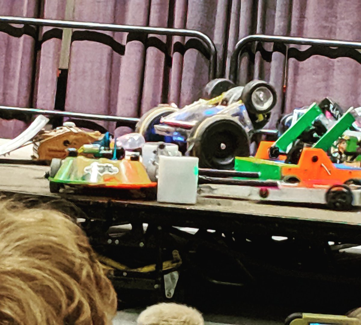 comedy4cast's tweet image. Rumble!

#RobotBattles
#DragonCon2019