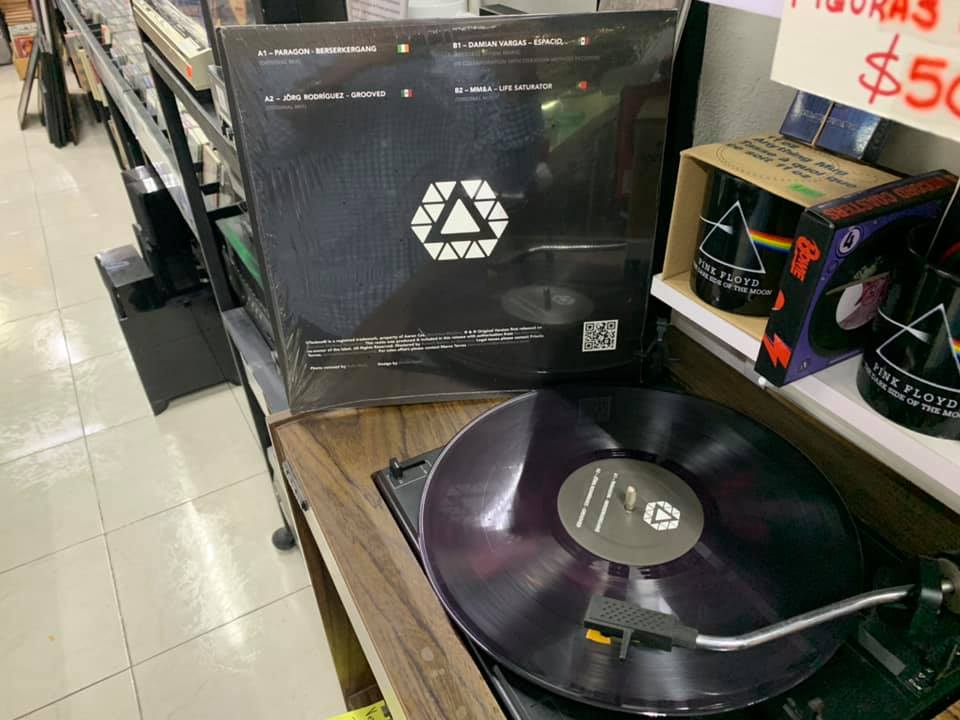 🇲🇽 Recuerda que puedes conseguir tu #vinilo en Redicom