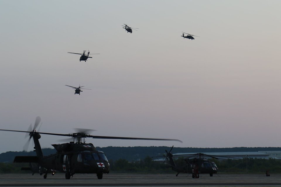 1stCavalryDiv's tweet photo. #FirstTeam troopers began their movement early this morning to be ready to assist in #HurricaneDorian2019 relief efforts. https://t.co/kULxls1RMT