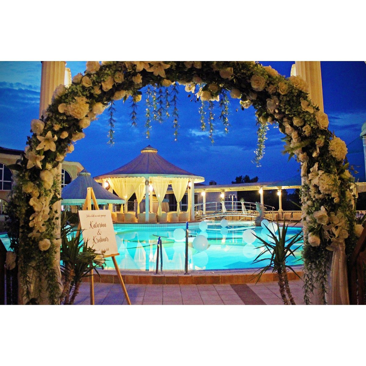 Weddings in Frapa tweet media