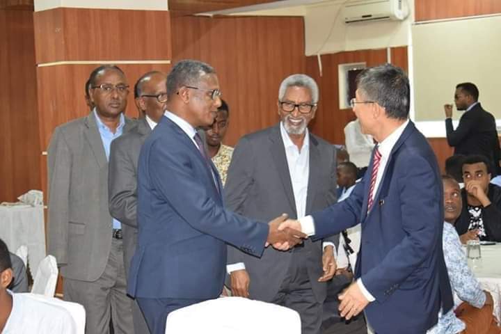 MoECHEGalmudug's tweet photo. Qaar Kamida Ardadi Kaalmaha Hore Kagalay Imtixanka Shahadiga Ah Ee Qaranka Ayey Maantay Wasaarada Waxbarashada Somalia @MoECHESomalia Usameesay Sagootin Iyo Maamuus, Dowlada Somaliya Ayaa Deq Waxabarasho Oga Heshay 37-Arday Dalka Shinaha. 
#MoESomalia
#MoEGalmudug https://t.co/9piPuLVgfe