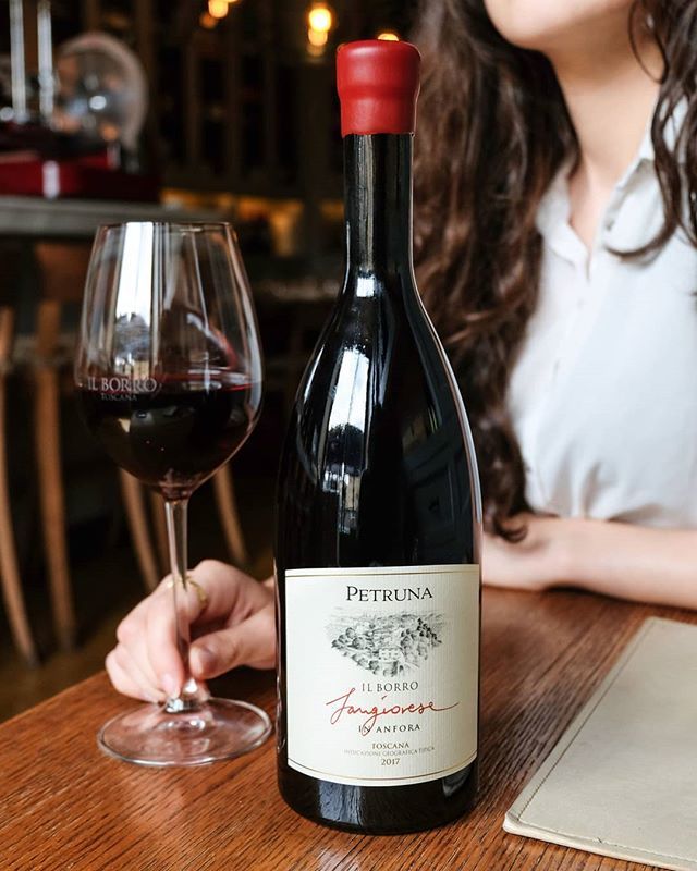 TuscanBistro's tweet photo. A special treat to celebrate the beginning of September: #Petruna by @ilborrowines.
​100% #Sangiovese aged in terracotta amphorae, a prestigious procedure that dates back to thousands of years ago. ​
​#ilborrotuscanbistro #ilborrowinelovers #ilborrowines https://t.co/Ozj65K2zVz https://t.co/uhFCMjo19m