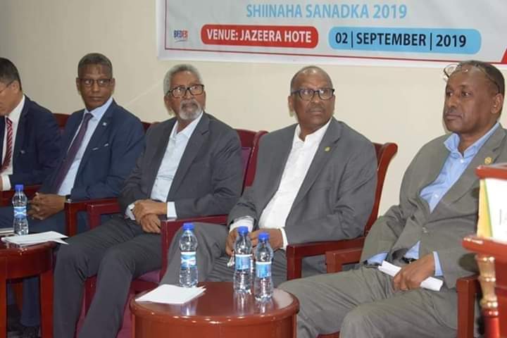 MoECHEGalmudug's tweet photo. Qaar Kamida Ardadi Kaalmaha Hore Kagalay Imtixanka Shahadiga Ah Ee Qaranka Ayey Maantay Wasaarada Waxbarashada Somalia @MoECHESomalia Usameesay Sagootin Iyo Maamuus, Dowlada Somaliya Ayaa Deq Waxabarasho Oga Heshay 37-Arday Dalka Shinaha. 
#MoESomalia
#MoEGalmudug https://t.co/9piPuLVgfe