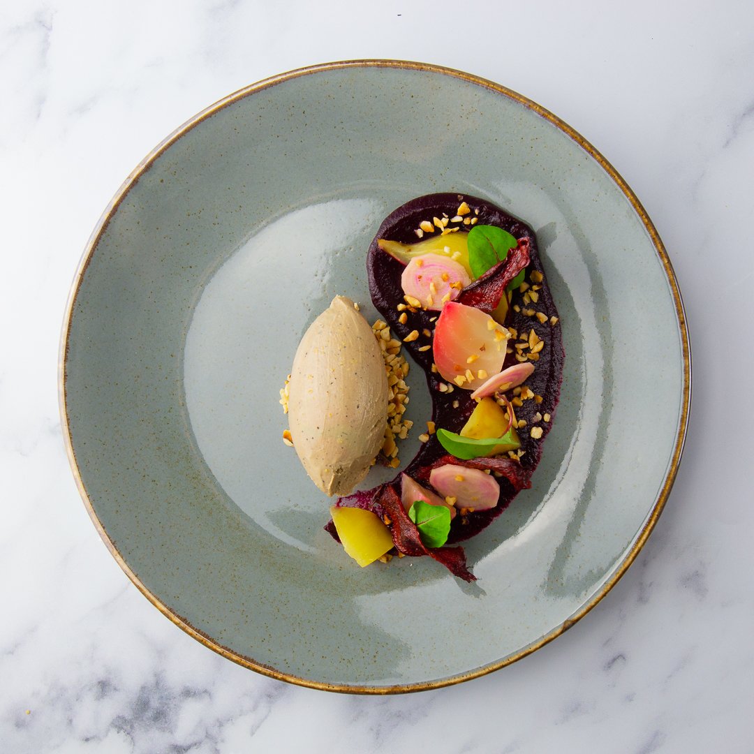 ProChefRange's tweet image. Pro Chef Plate No. 34: Its beetroot season and these earthy bundles of flavour pair with our rich, smooth parfaits like nobodies business!  Pickle, puree and roast your way to plate perfection.