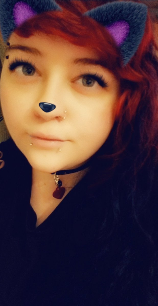 Babycakes2314's tweet photo. I'm kitten 😘

#kitten #kisses #les #snap #premiumboobs #moneyforboobs https://t.co/81zB4kqG4T