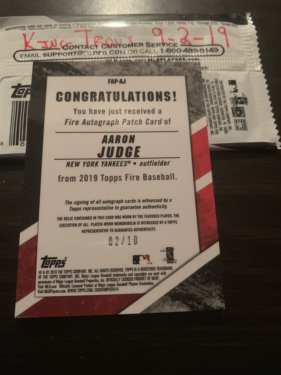 TheKingTrout's tweet image. 🔥🔥🔥🔥🔥🔥🔥🔥🔥🔥 Topps Fire 🔥 🔥🔥🔥🔥🔥🔥#AaronJudge @yankees #/10 #sickpatch @SHOWYOURHITS @HobbyConnector #TargetExclusive