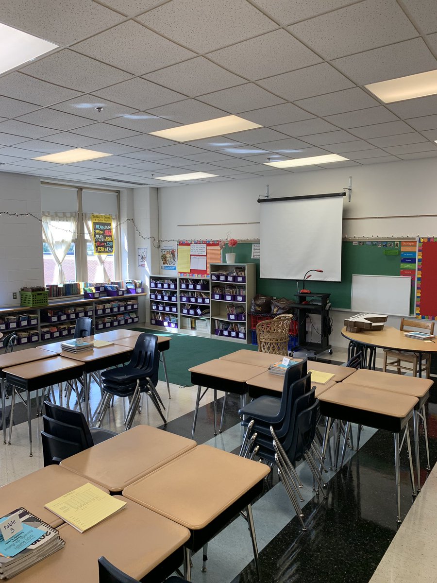 MsHodges210's tweet photo. I'm a #teacher entering to win a @ReallyGoodStuff gift card with up to $500 on it! π There will be 3 lucky winners! π Play for a chance to purchase new school supplies for your #classroom by entering the #RGSimagine Summer Contest, #teachers! https://t.co/JWfDurRCtc π https://t.co/LPif7VbHdg