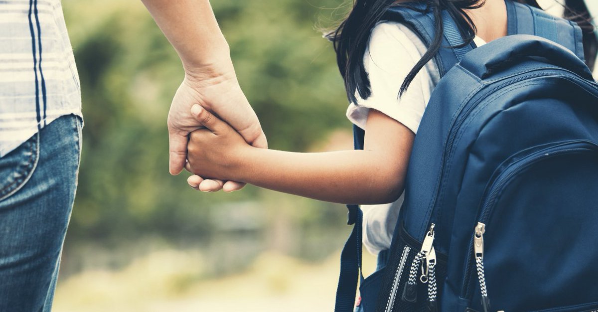 BufeteCapitalSC's tweet photo. #TomaNota | Asegúrate que tu escuela ingrese estos datos en la factura para poder deducir las colegiaturas en tu declaración ante el SAT. https://t.co/9NgINdPS1J (vía @contribuyente_ ) https://t.co/rGwT5Q0sM8