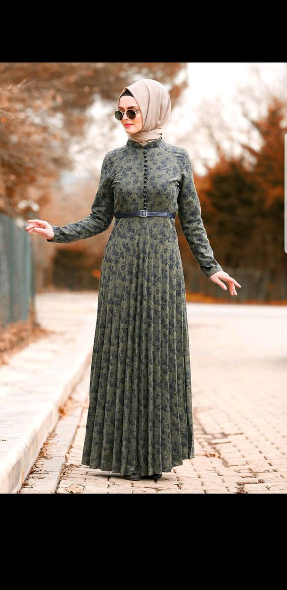 MaqboolClothing's tweet photo. Turkish light fall dress.

#MaqboolReborn https://t.co/QvhYjqPJgS