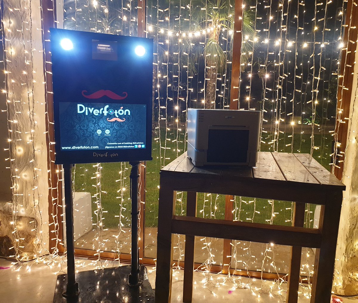 diverfoton's tweet photo. Éxito en tu fiesta. Pon #DiverFoton en tu #Boda, #Comunión, #Cumpleaños, y no olvidarás tu día. Pregúntanos: https://t.co/wuUtTfCQ57

#bodas #wedding #weddingawards #fotomaton #photobooth #photocall  #videocall #videobooth #fiesta #party #fotos #comunion #comuniones #dnpphoto https://t.co/XsXTx9ObRz