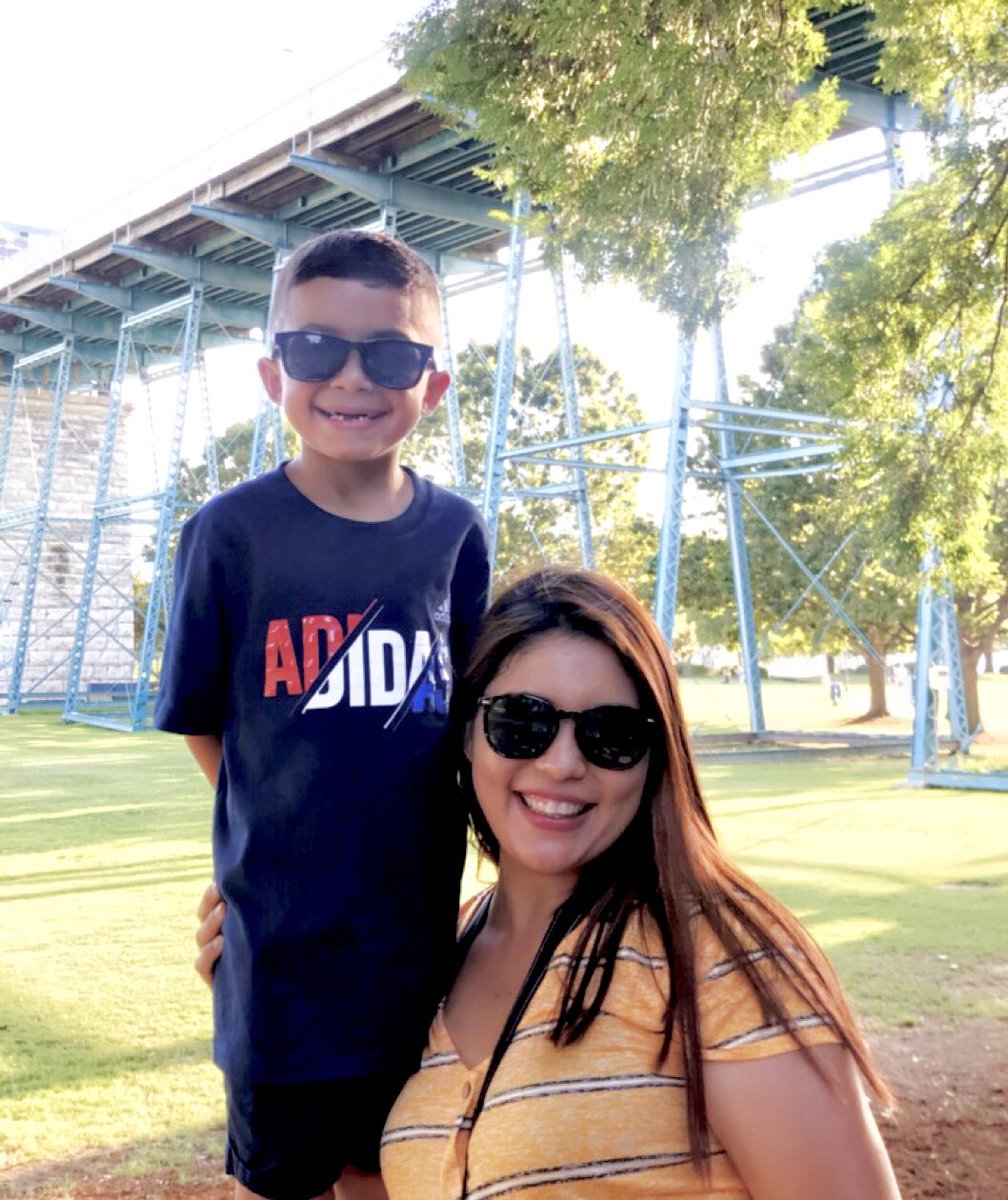 silviadls's tweet photo. Enjoying Labor Day in Tennessee @SLESeahawks https://t.co/HPZMqqMNkg