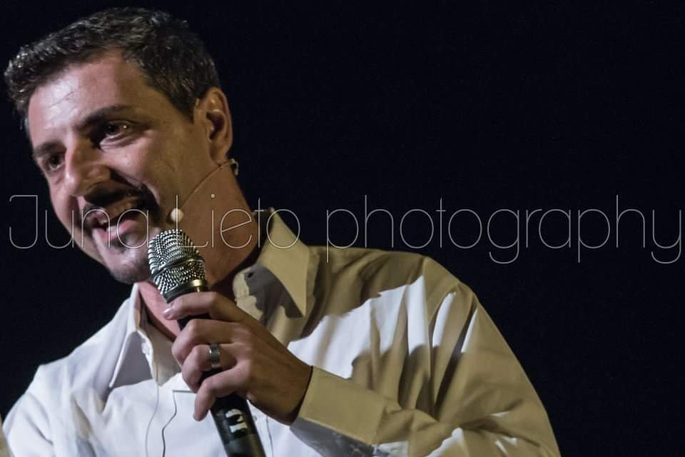 #cafecabaret #comici #comicità #cabaret #cabarettisti #risate #ridere #comics #civico33 #giuliocarfora