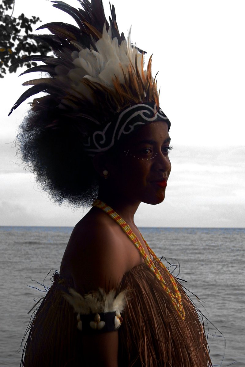 OmRiRodriguez's tweet photo. Black my story...not history

#WestPapuaUprising 
#WestPapuans https://t.co/WjCCKqFnoo