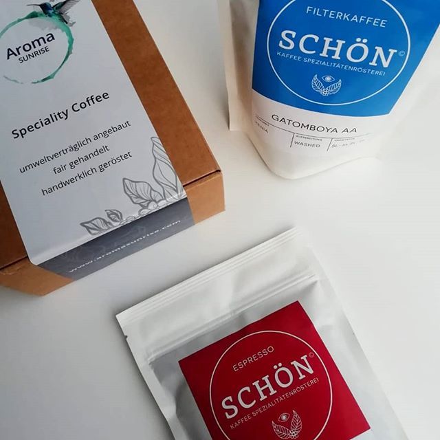 aromasunrisecom's tweet photo. @schoenkaffee in our September coffee box 🙌❤️🙌 #kaffeezeit #kaffeerösterei #guterkaffee #kaffeepause #specialtycoffee https://t.co/8elWHocLU9 https://t.co/ifNmB60MtC