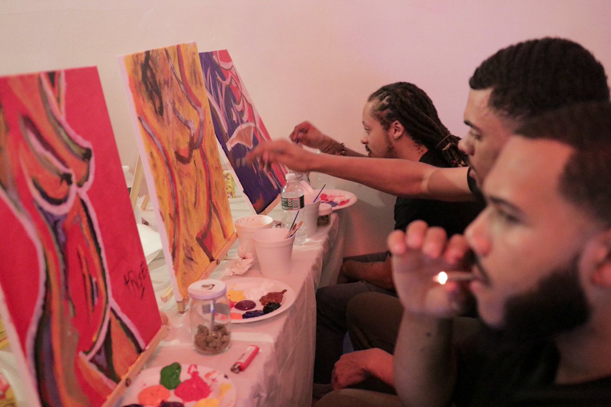 StanSmooth's tweet photo. PUFF PAINT &amp; PASS BOSTON 2019  👨🏽‍🎨💨👩🏽‍🎨 #PuffPaintPass https://t.co/ch0TEqFrIu