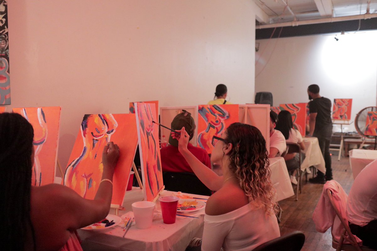 StanSmooth's tweet photo. PUFF PAINT &amp; PASS BOSTON 2019  👨🏽‍🎨💨👩🏽‍🎨 #PuffPaintPass https://t.co/ch0TEqFrIu