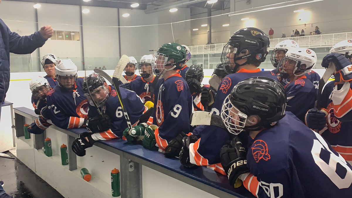 NHA_Hockey's tweet photo. The U16 down 5-2 with 5 minutes to play storm back to take a 6-5 win to grab the @ECCTournaments Labor Day Cup!  Champions!! #rollgens https://t.co/5DmfuvnEfR