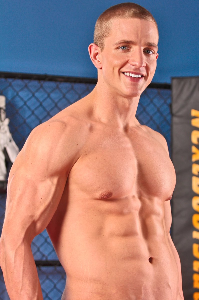 supervillainl's tweet photo. I'd get in the ring with Marcus 2.
#marcusmojo #gaypornstar #hunk #handsome #muscle #husbandmaterial #malebeauty #sexyman #hotman #cock #bigdick #hotcock #manabs #manass #lickable #tongueworthy #mannipples #manpit #musclehunk https://t.co/jqSjT6a9rf