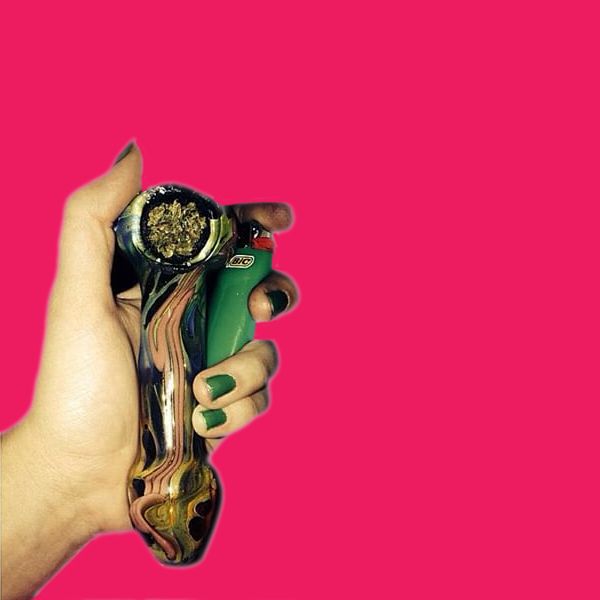 blizzlmedia's tweet photo. Like if you think this is all you need for a good time! ❤️ 

#weeddeals #cannabisdeals https://t.co/vlZB1iHeZ8